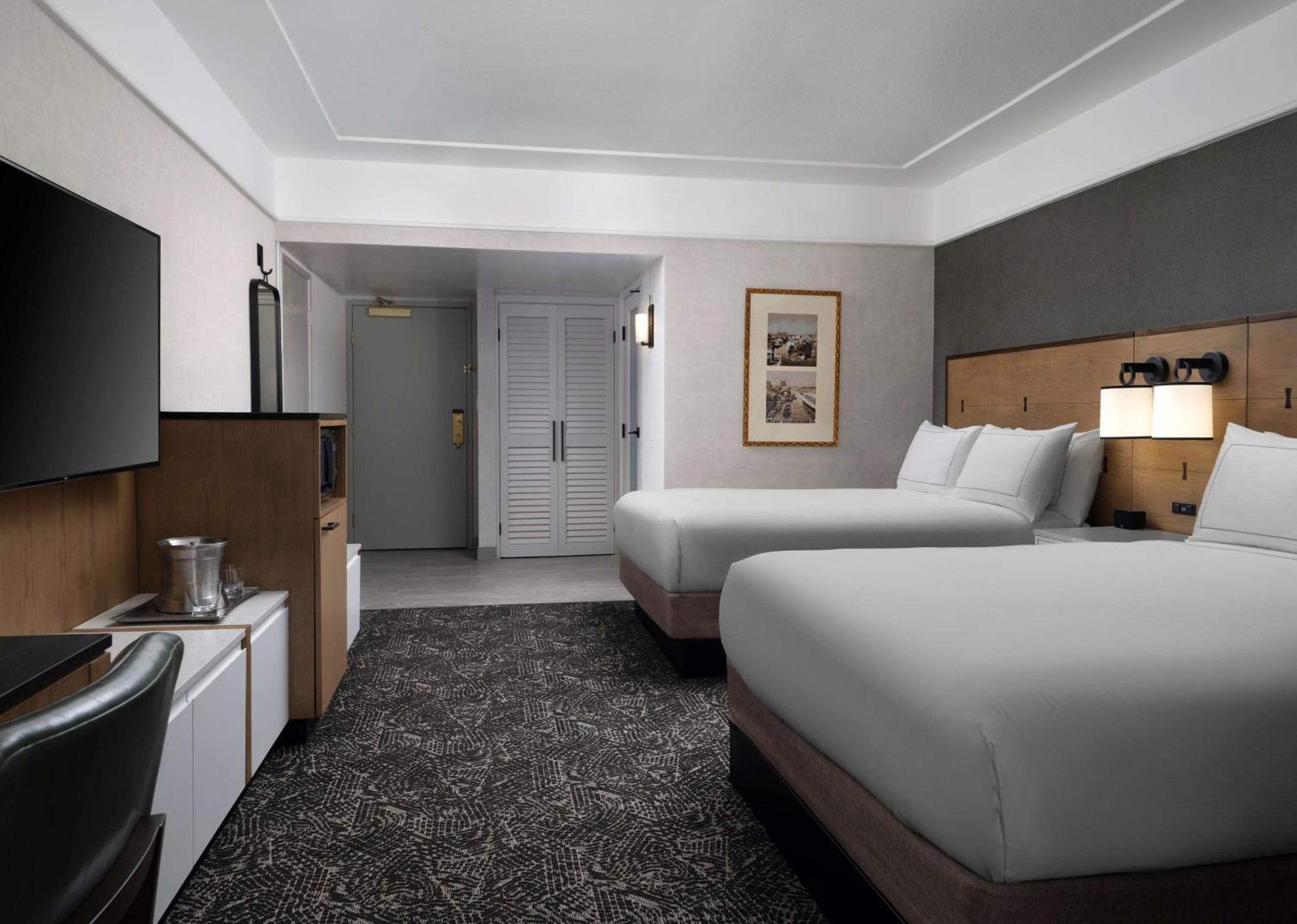 Hotel Hilton Stockton Esterno foto