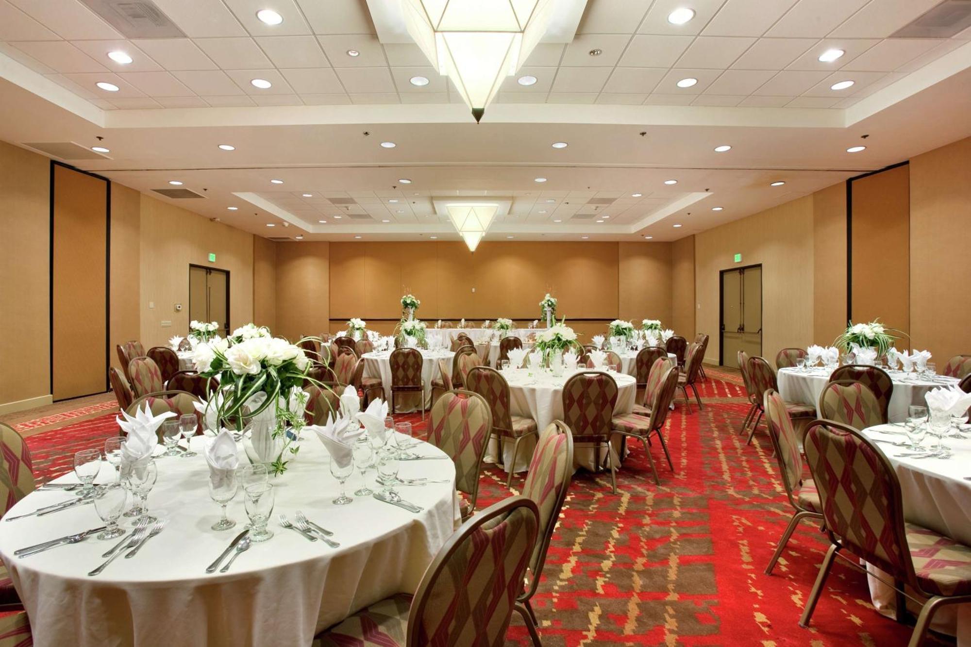 Hotel Hilton Stockton Esterno foto