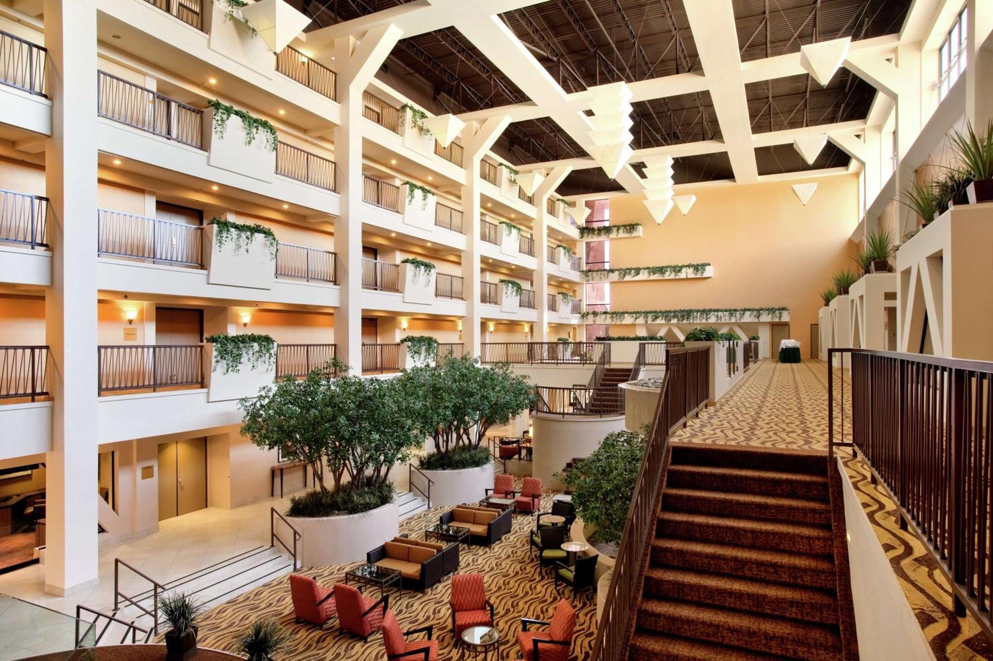 Hotel Hilton Stockton Esterno foto