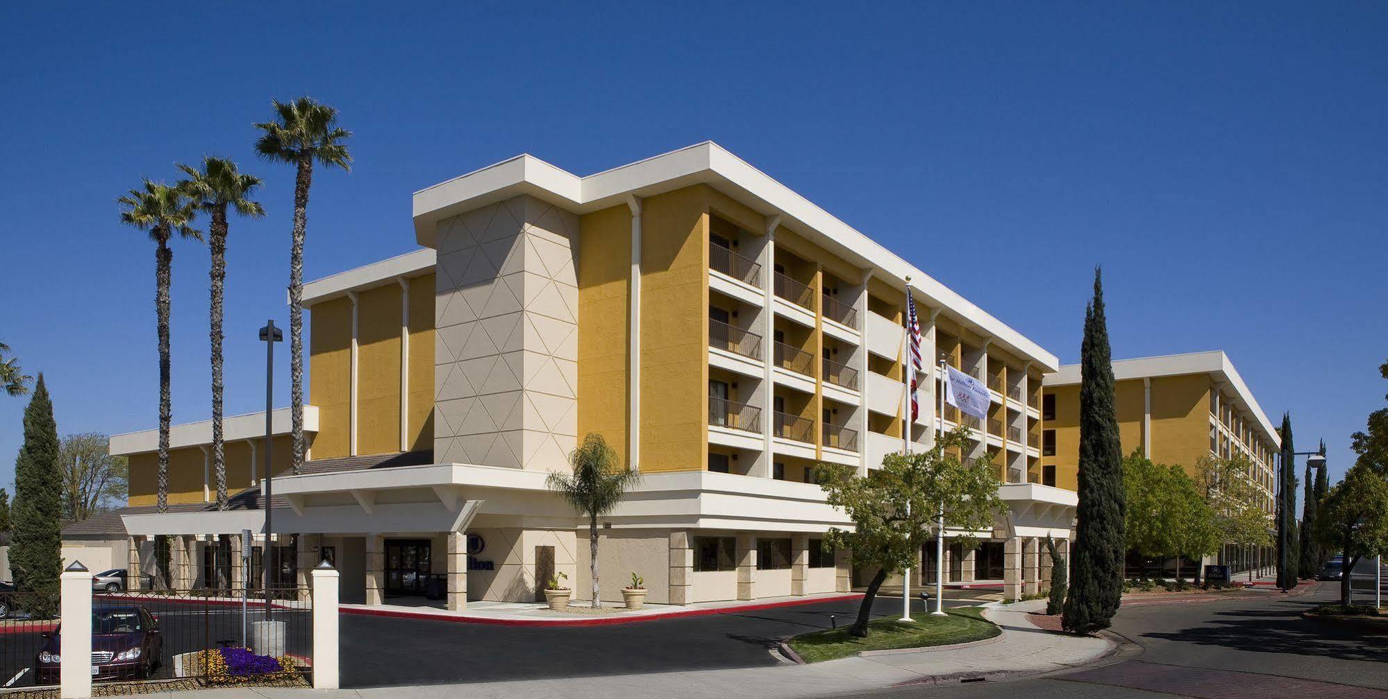 Hotel Hilton Stockton Esterno foto